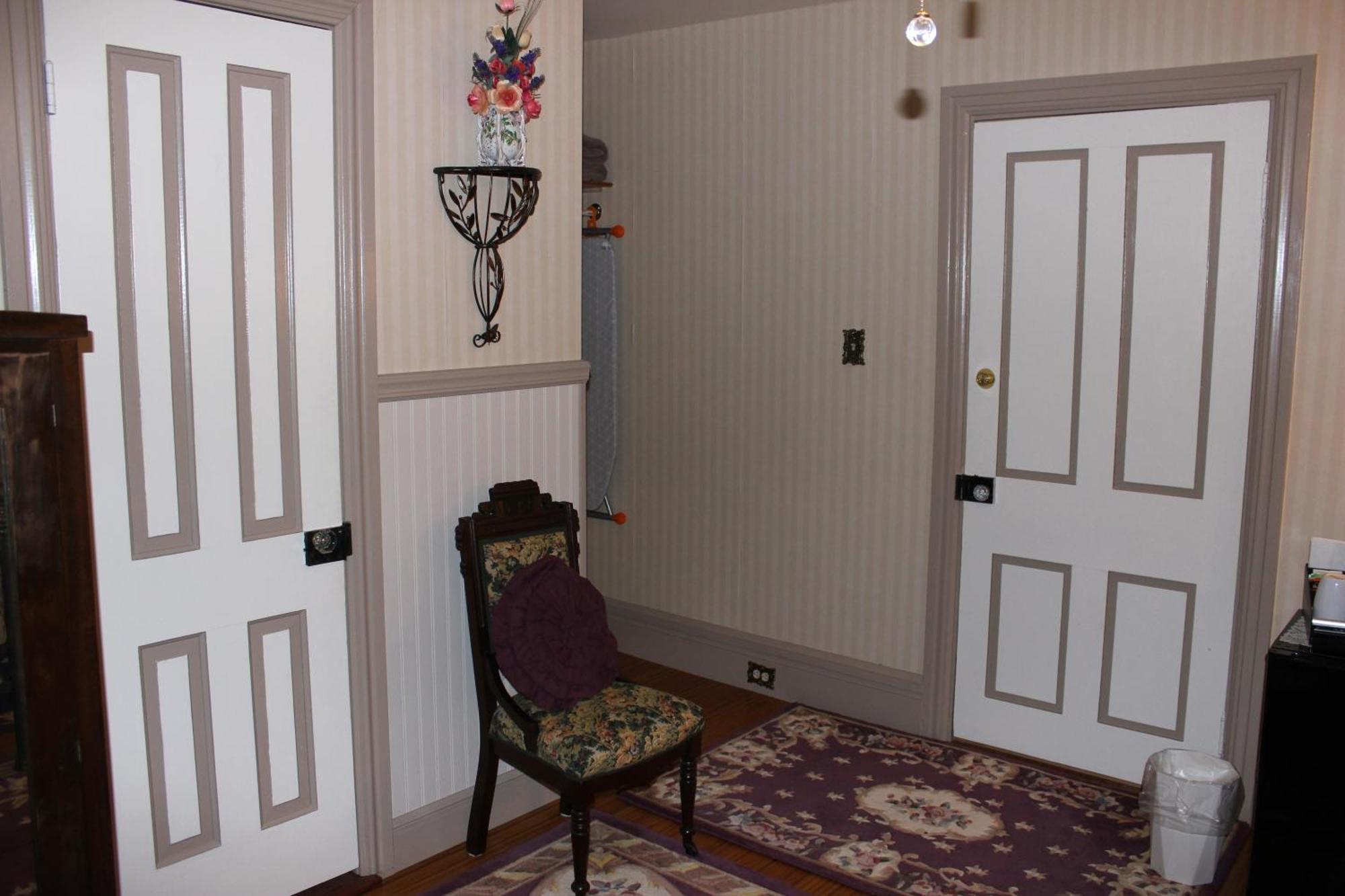 Carriage Stop Bed & Breakfast Palmyra Bagian luar foto